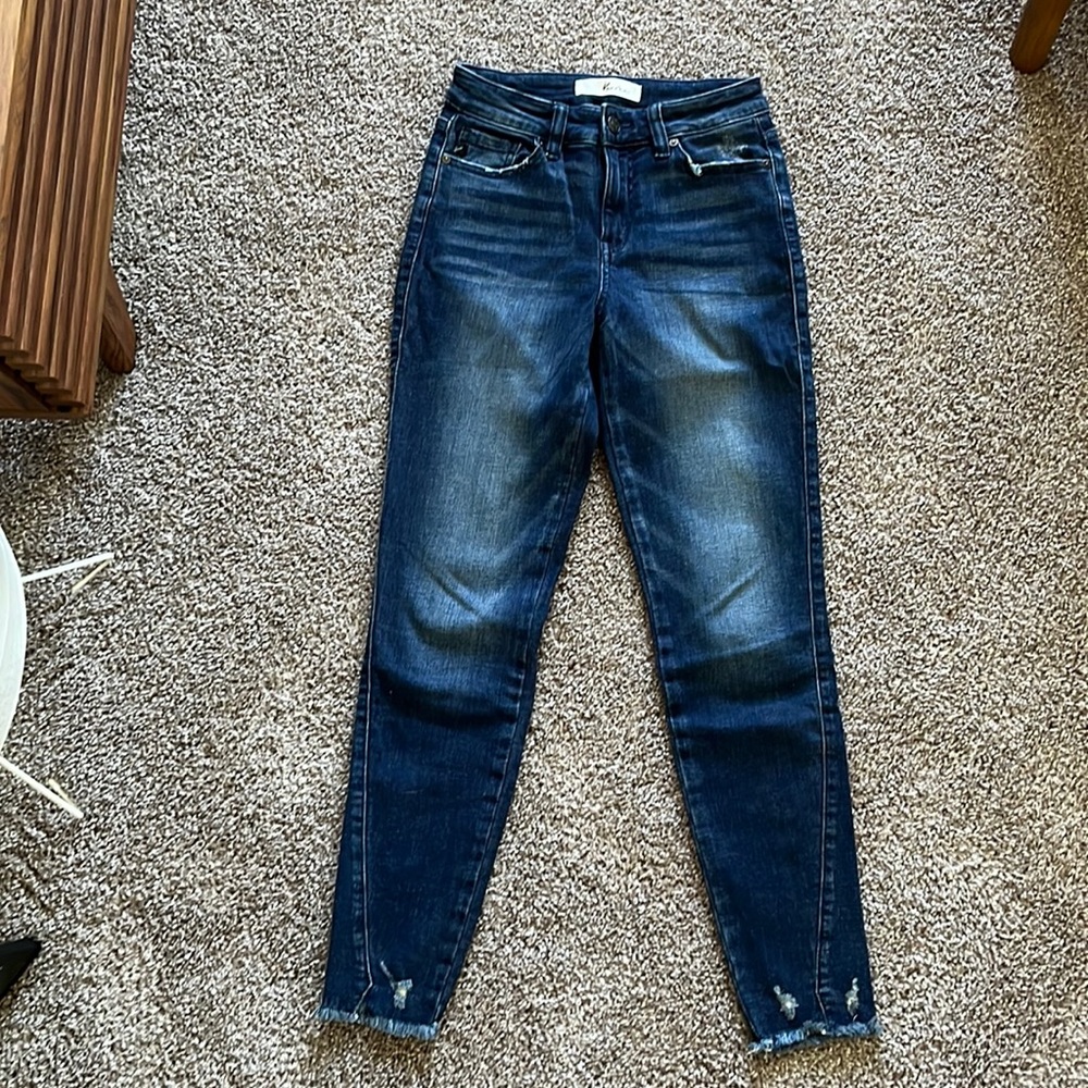 KanCan Dark Wash High Rise Skinny Jeans - Size 25 - Great Condition, Barely Worn